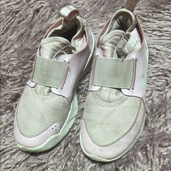 Nike Pink and White Sneakers - Picture 2 of 6